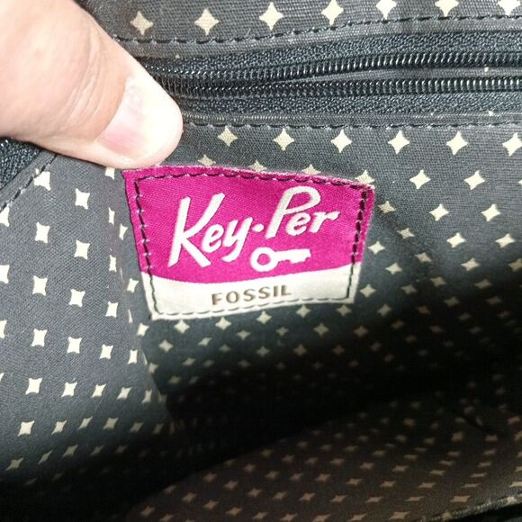 Fossil Key Per Coated Crossbody Bag Purse Tote Pockets - Picture 10 of 13